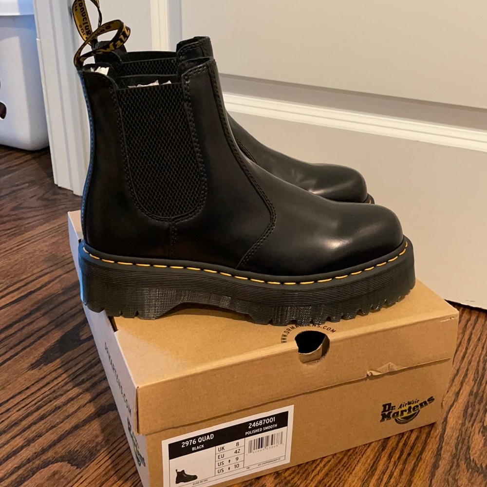 Dr Martens 2976 Chelsea Boots